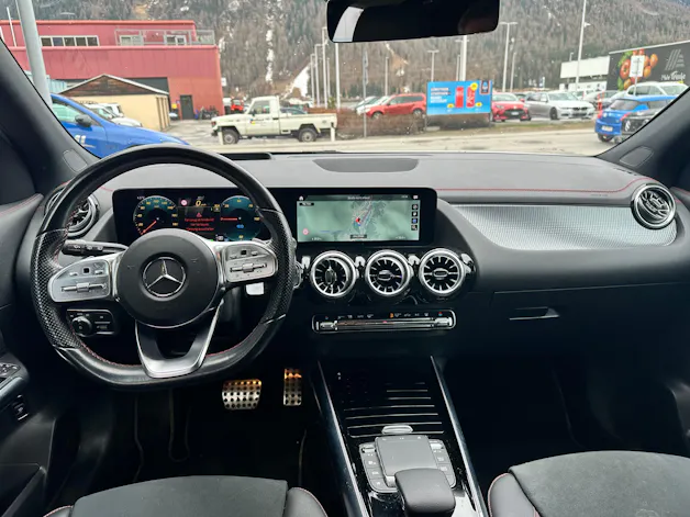 Mercedes-Benz EQA 350 Swiss Star AMG Line 4matic