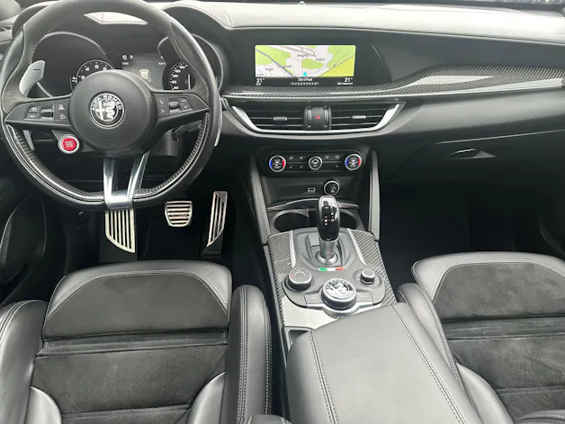 Alfa Romeo Stelvio 2.9 V6 Biturbo Q4 Quadrofoglia