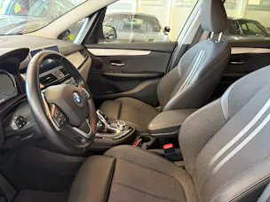 BMW 220d xDrive Gran Tourer | CH Fzg. | Driving Assistant Plus | Kamera | LED Scheinw. | HeadUp | Sportsitze |