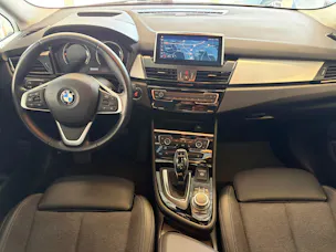 BMW 220d xDrive Gran Tourer | CH Fzg. | Driving Assistant Plus | Kamera | LED Scheinw. | HeadUp | Sportsitze |