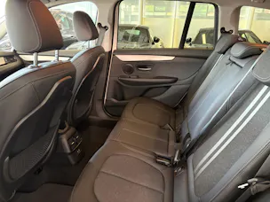 BMW 220d xDrive Gran Tourer | CH Fzg. | Driving Assistant Plus | Kamera | LED Scheinw. | HeadUp | Sportsitze |