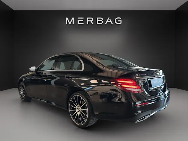 Mercedes-Benz E 220 d AMG Line 4Matic