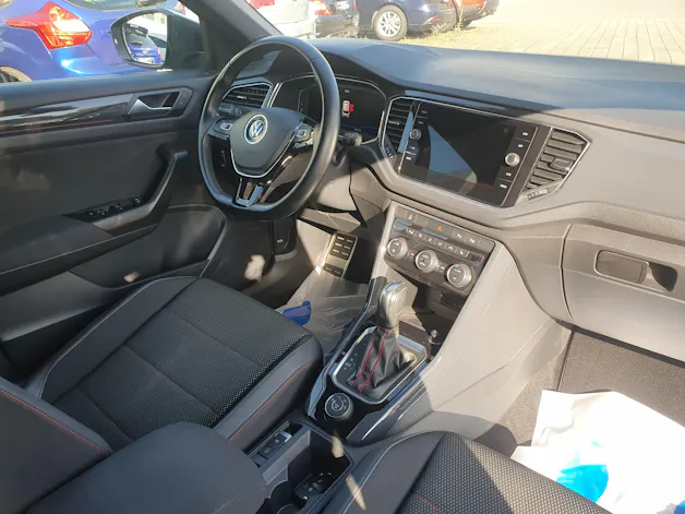 VW T-Roc 2.0 TSI Advance DSG 4Motion
