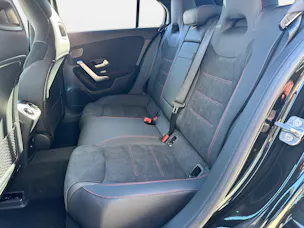 MERCEDES-BENZ A 250 AMG Line 4Matic