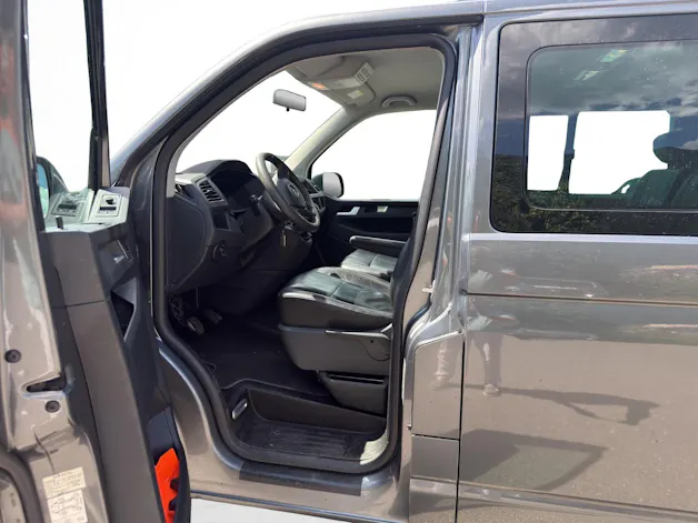 VW Caravelle comforline