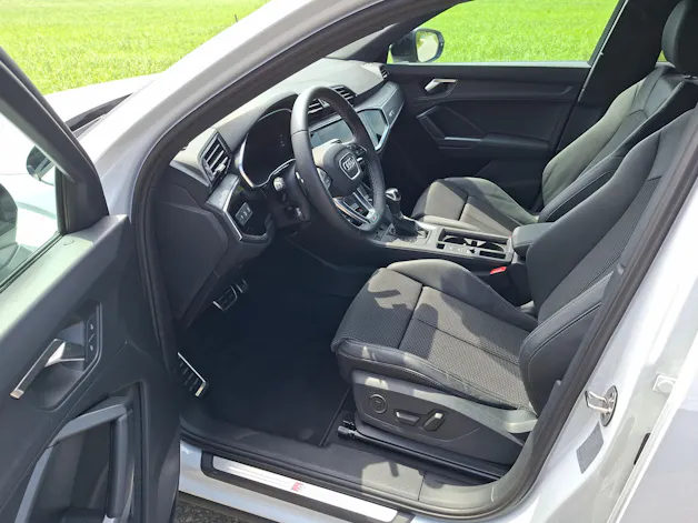 Audi Q3 Sportback 35 TFSI Attraction S-tronic *Anhängerkupplung*
