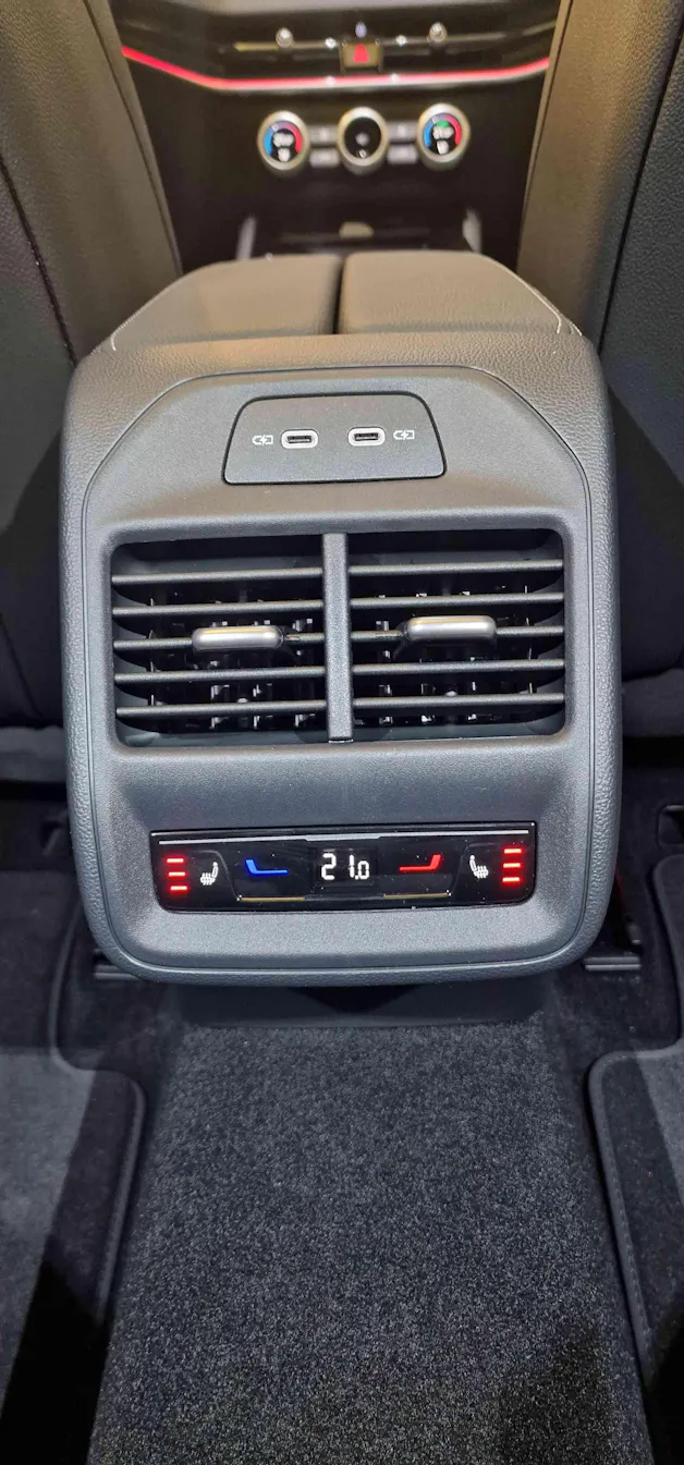 Škoda Superb Combi 2.0 TSI Sportline 4x4 DSG