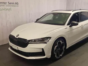 Škoda Superb Combi 2.0 TSI Sportline 4x4 DSG