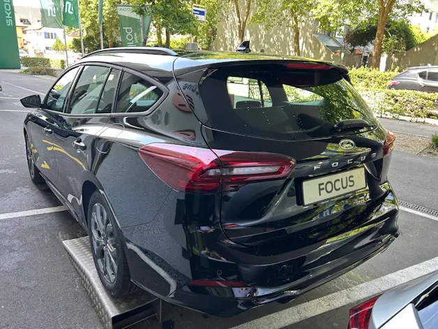 Ford Focus 1.0 MHEV ST-Line Automat
