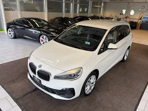 BMW 220d xDrive Gran Tourer | CH Fzg. | Driving Assistant Plus | Kamera | LED Scheinw. | HeadUp | Sportsitze |