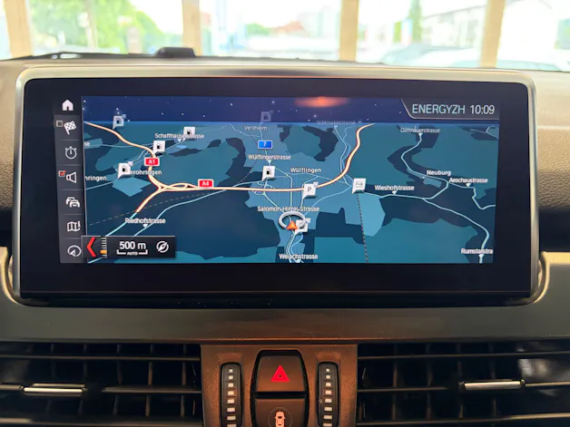 BMW 220d xDrive Gran Tourer | CH Fzg. | Driving Assistant Plus | Kamera | LED Scheinw. | HeadUp | Sportsitze |