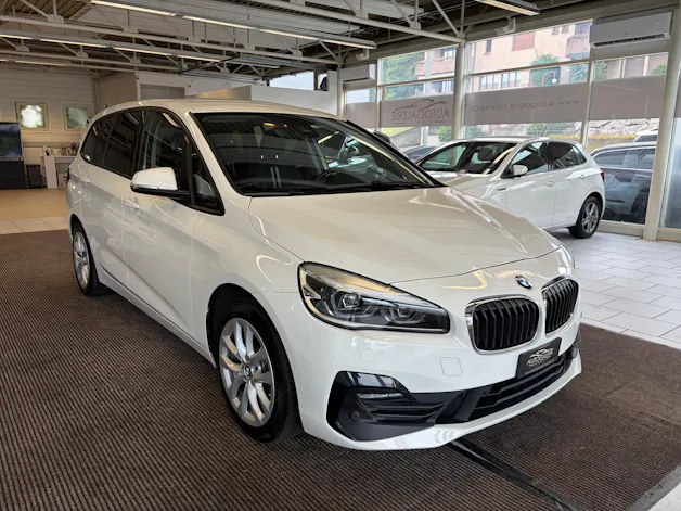 BMW 220d xDrive Gran Tourer | CH Fzg. | Driving Assistant Plus | Kamera | LED Scheinw. | HeadUp | Sportsitze |