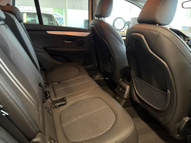 BMW 220d xDrive Gran Tourer | CH Fzg. | Driving Assistant Plus | Kamera | LED Scheinw. | HeadUp | Sportsitze |