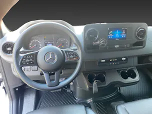 Mercedes-Benz Sprinter 317 CDI 9G-TRONIC 3665 mm kg 3500 Anhängelast MSI