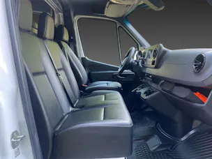 Mercedes-Benz Sprinter 317 CDI 9G-TRONIC 3665 mm kg 3500 Anhängelast MSI