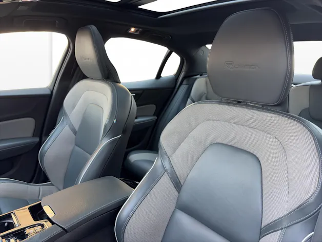 Volvo S60 2.0 T8 TE R-Design eAWD