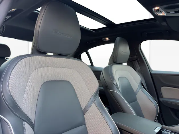 Volvo S60 2.0 T8 TE R-Design eAWD