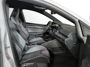 VW Golf 1.5 eTSI mHEV ACT R-Line 75 Edition DSG