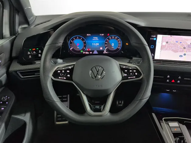 VW Golf 1.5 eTSI mHEV ACT R-Line 75 Edition DSG