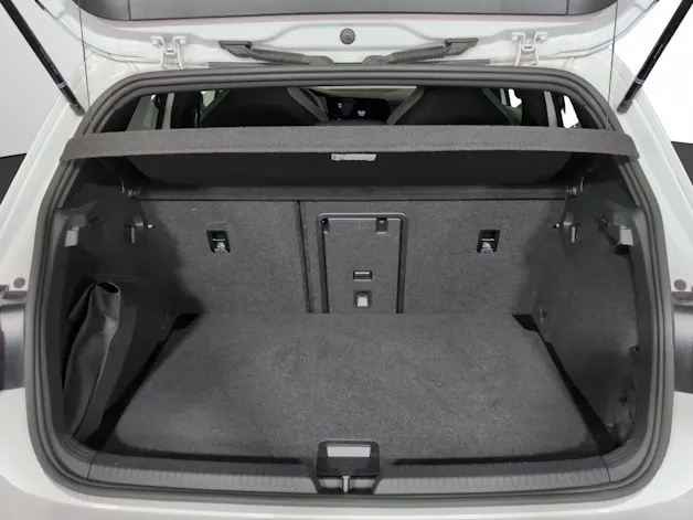 VW Golf 1.5 eTSI mHEV ACT R-Line 75 Edition DSG