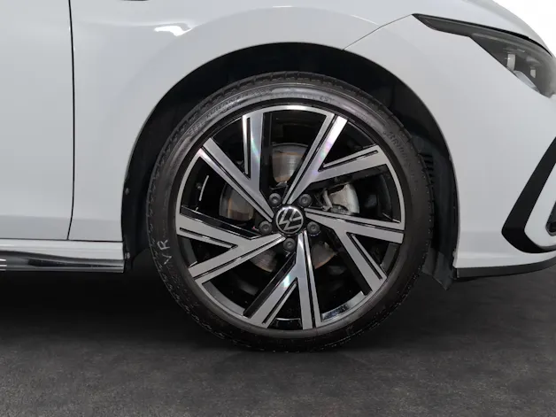 VW Golf 1.5 eTSI mHEV ACT R-Line 75 Edition DSG