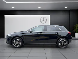 Mercedes-Benz A 250 e EQ Star 8G-DCT