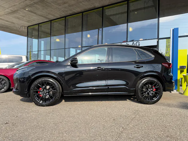 Ford Kuga 2.5 FHEV ST-Line X 4WD