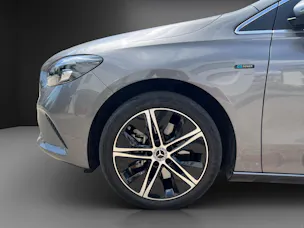 Mercedes-Benz B 250 e Progressive 8G-DCT
