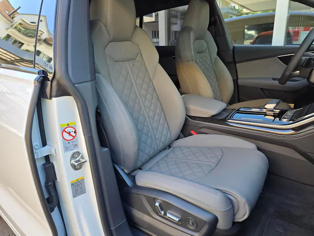 Audi Q8 TFSI quattro 250 kW tiptronic