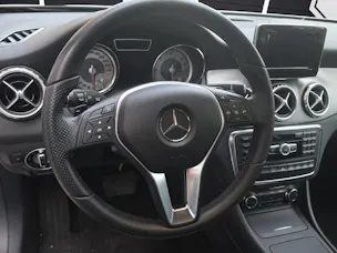 MERCEDES-BENZ GLA 200 CDI Style 4m
