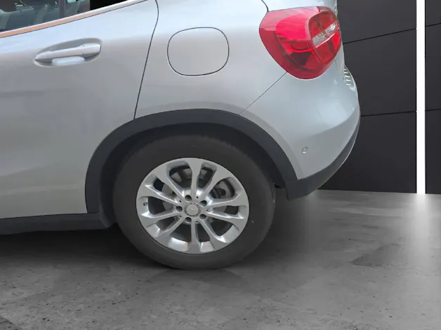 MERCEDES-BENZ GLA 200 CDI Style 4m