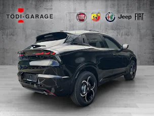 Alfa Romeo Junior 1.2 TI SKY Q4