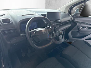Fahrzeugbild TOYOTA PROACE CITY Van L1 1.2 Advanced