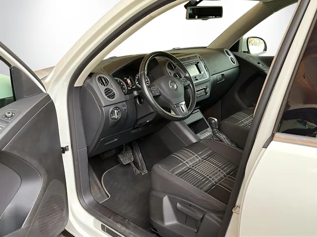 VW Tiguan 2.0 TSI 180 Design DSG
