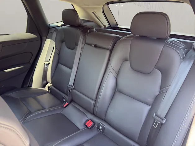 Volvo XC60 2.0 B5 MH Plus Dark AWD