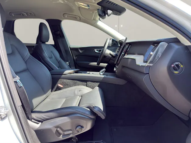 Volvo XC60 2.0 B5 MH Plus Dark AWD