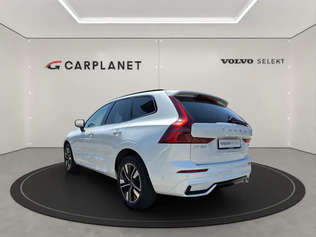Volvo XC60 2.0 B5 MH Plus Dark AWD