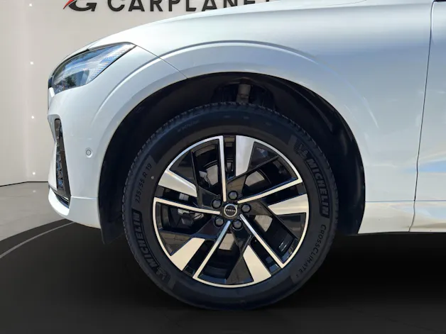 Volvo XC60 2.0 B5 MH Plus Dark AWD