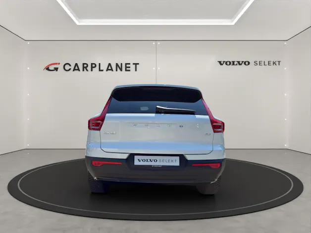 Volvo XC40 2.0 B4 MH Plus Dark