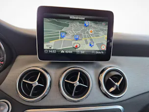 Mercedes-Benz GLA 200 Urban / ab 3,99% Leasing bei Abschluss einer Protect Autoversicherung