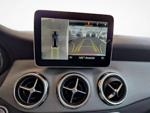 Mercedes-Benz GLA 200 Urban / ab 3,99% Leasing bei Abschluss einer Protect Autoversicherung