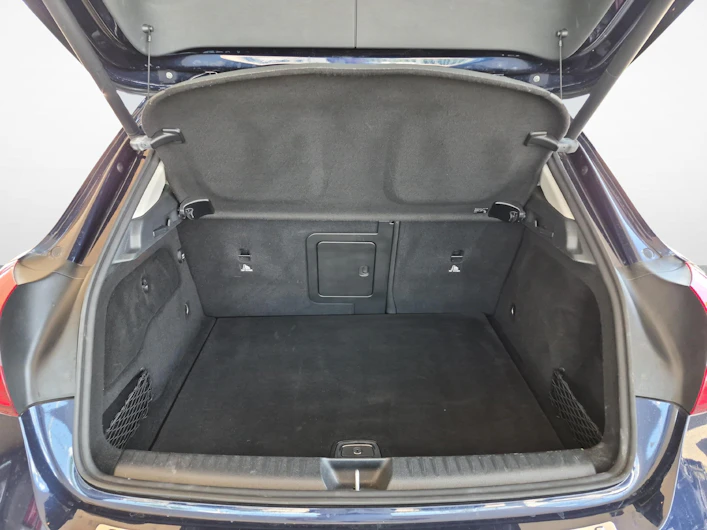 Fahrzeugbild MERCEDES-BENZ GLA 200