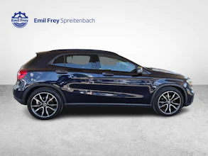 https://vehicle.imgix.net/4375440/f50f739f-70dc-43e1-9f89-8ca5f8a8bc13.jpg