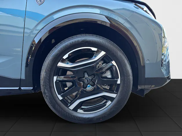 Peugeot E-5008 GT Long Range