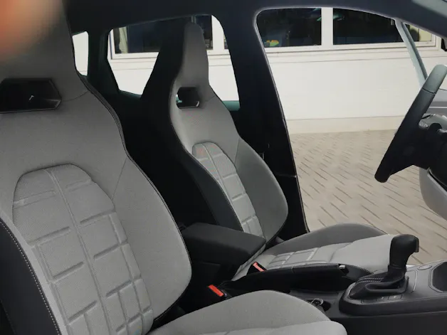 SEAT Arona 1.5 TSI FR DSG