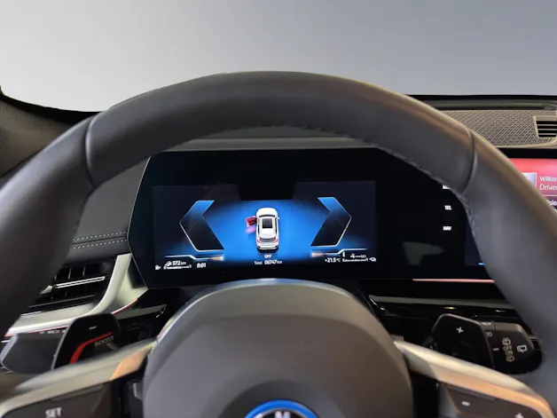 BMW X1 30e xDrive paddles