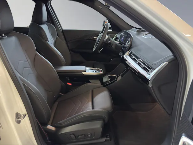 BMW X1 30e xDrive paddles