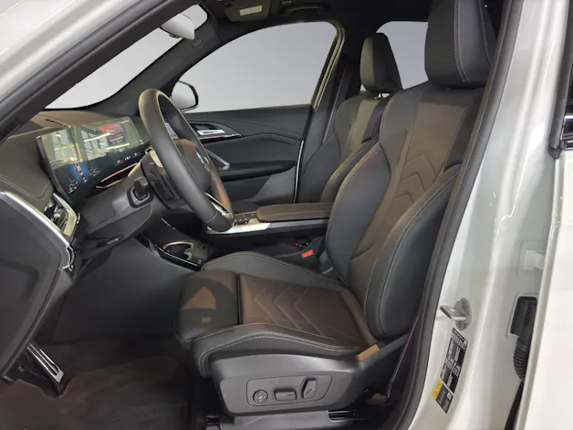 BMW X1 30e xDrive paddles