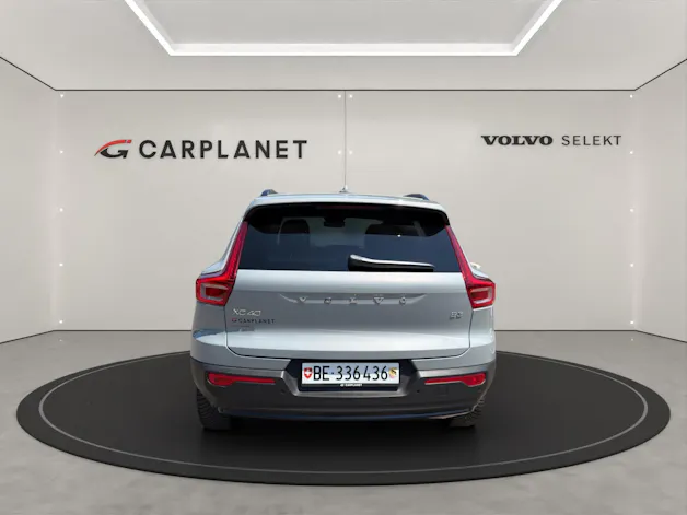 Volvo XC40 2.0 B3 MH Plus Dark