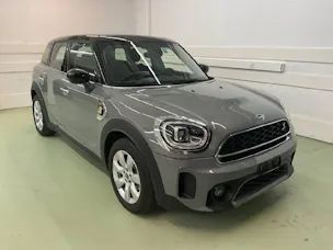 Mini Countryman F60 1.5i Cooper S E ALL4 **10 Jahre gratis Service**
